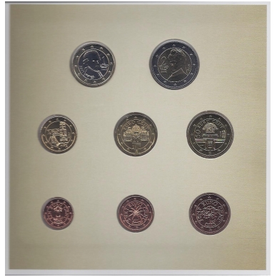 AUSTRIA 2017 OFFICIAL BANK SET ( one corner damaged ) 1